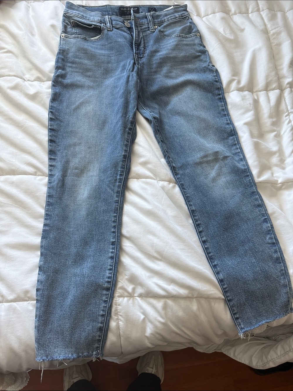 Women’s Light Blue Straight-Leg Jeans
